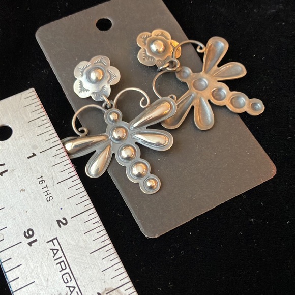 Navajo sterling silver butterfly drop earrings inspired by old style silver work - Picture 4 of 5